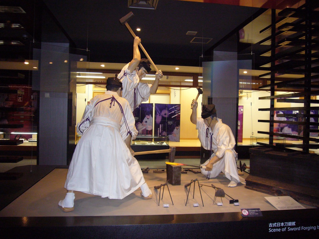古式日本刀鍛錬及び外装技術の公開の写真