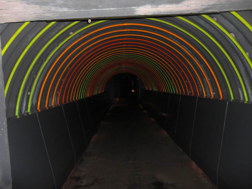 光のトンネルの写真