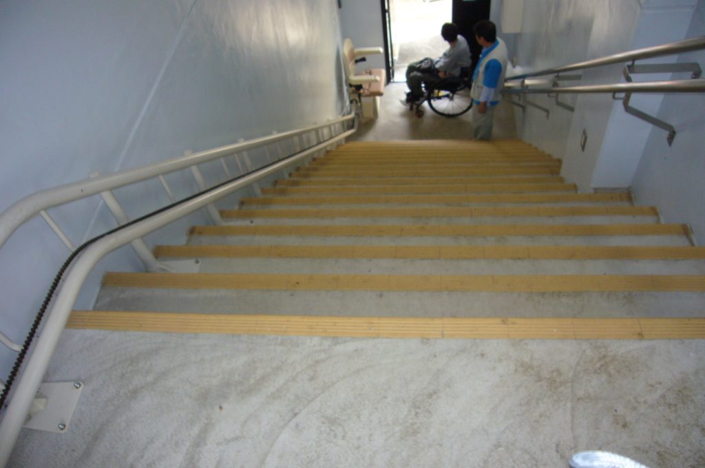 階段昇降機