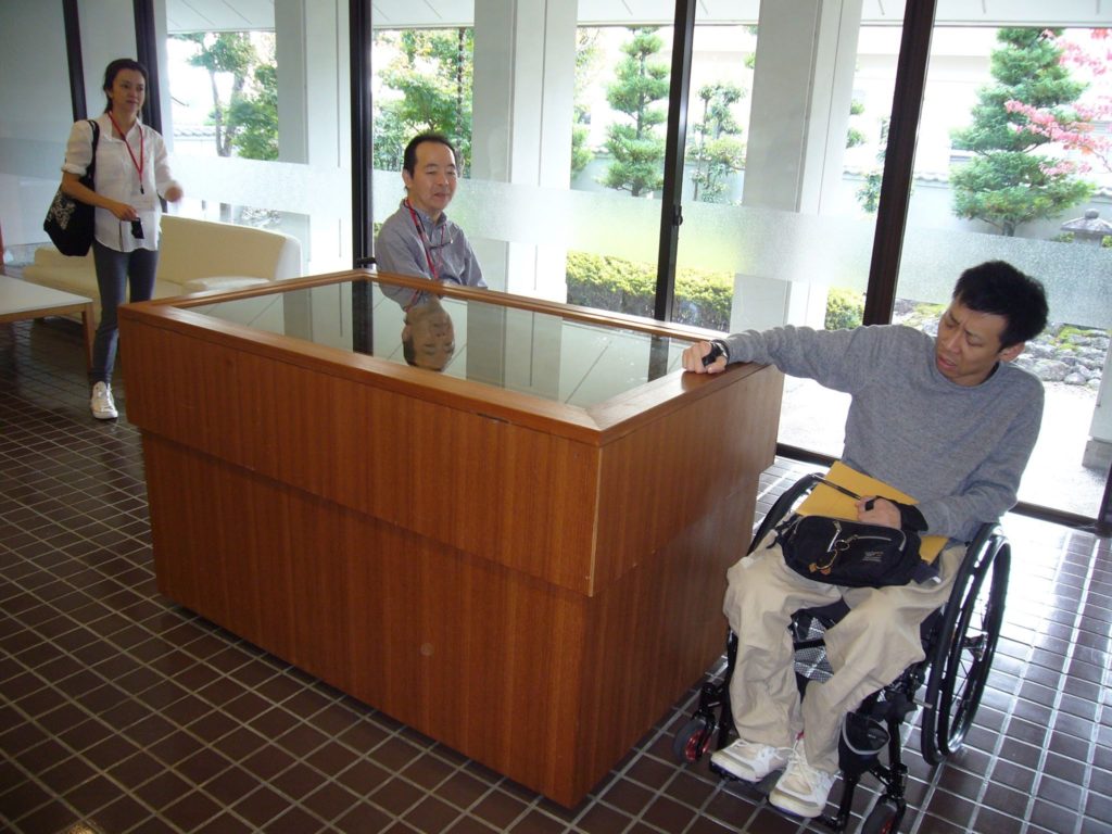 作品展示ケース