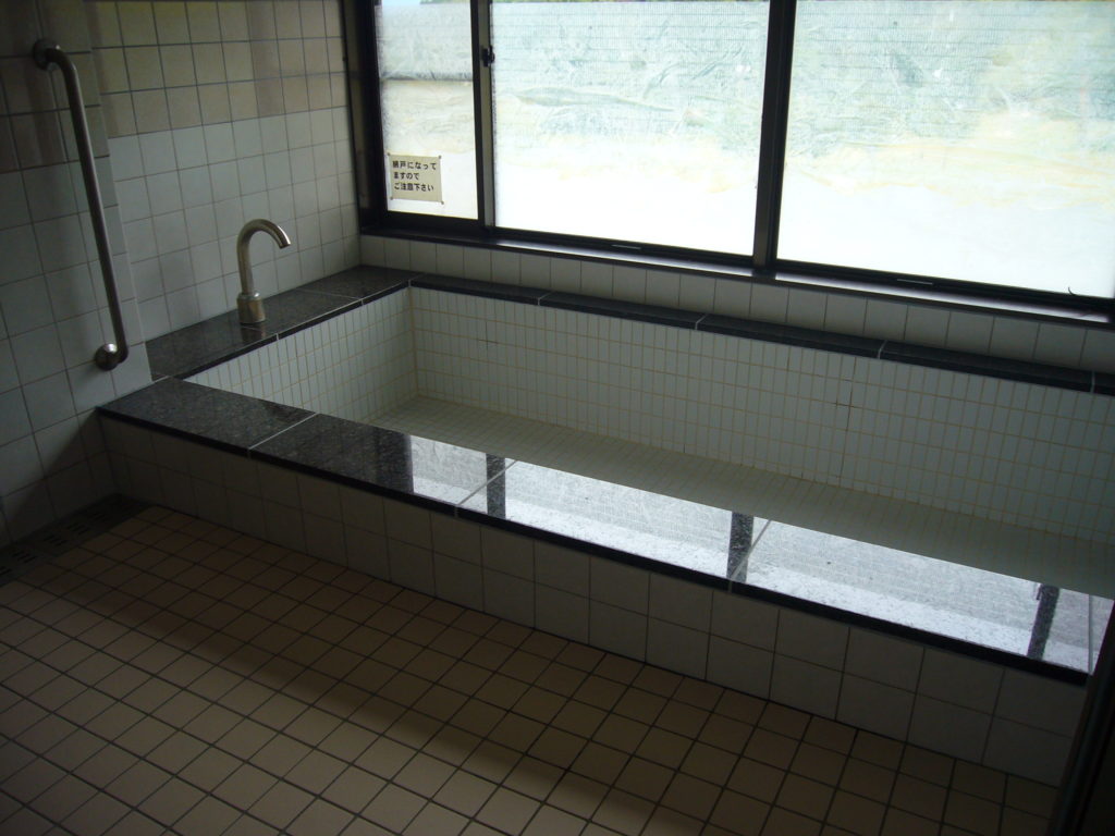 広い共同浴場