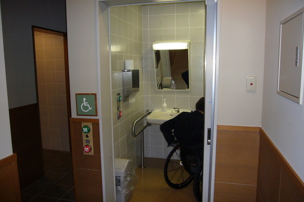 車いすトイレの外観写真