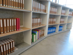 点字の図書の写真。視覚に障がいがある方の読める点字の書籍も揃っています