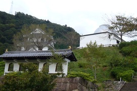 同じ敷地内に「西美濃天文台」がありますの写真。県内最大級の大きさを誇る口径60センチメートルの反射望遠鏡