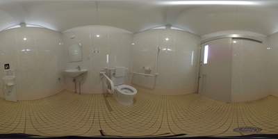 車いすトイレの内部360度写真(クリックで新しいウィンドウが開きます)
