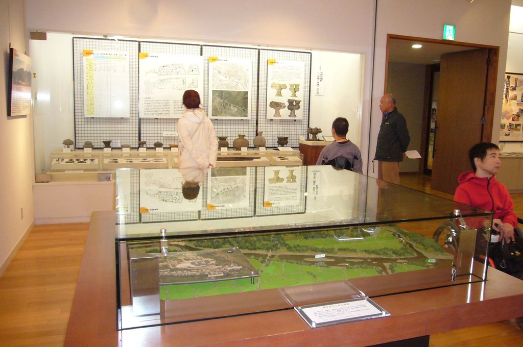 二又古墳群出土遺物（新館）の写真