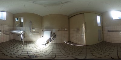 車いすトイレの内部360度写真(クリックで新しいウィンドウが開きます)