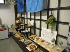 ２階展示室の写真。郡上八幡では食品サンプル制作が盛んです