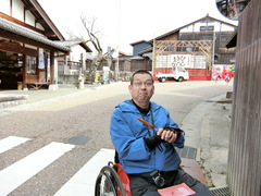 待った五平餅の写真。食べたかった五平餅、店前をお借りして食べました