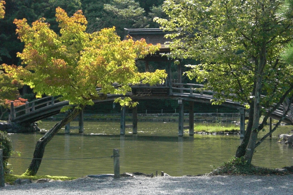 虎渓山に佇む禅寺は鎌倉時代から四季折々の景色に癒される名刹の写真