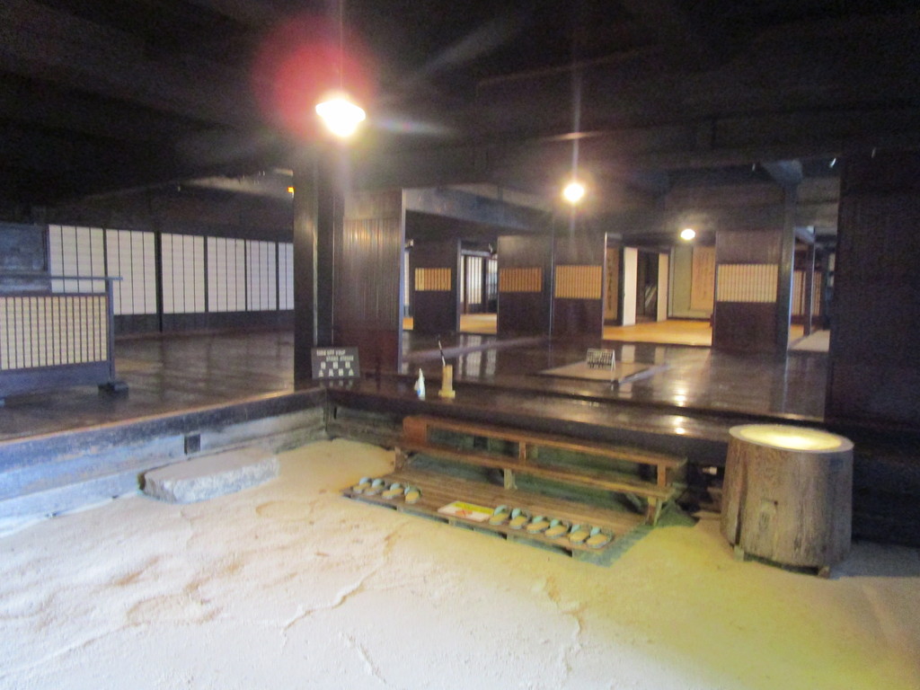 旧田口家住宅の開放感のある室内の写真