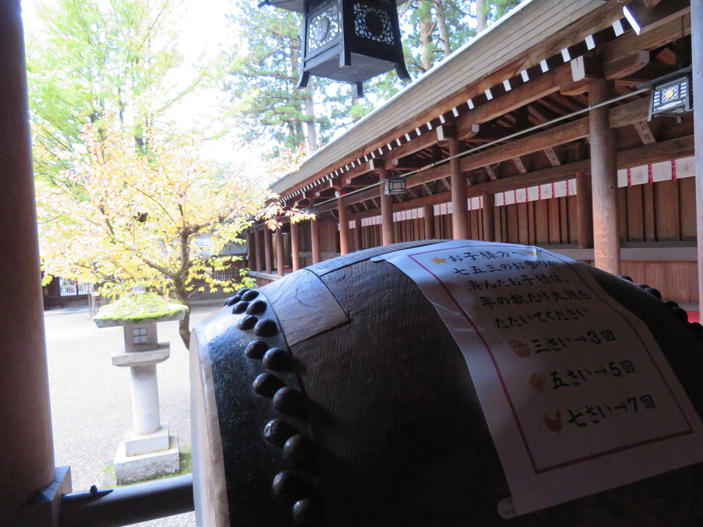 拝殿までの通路の写真