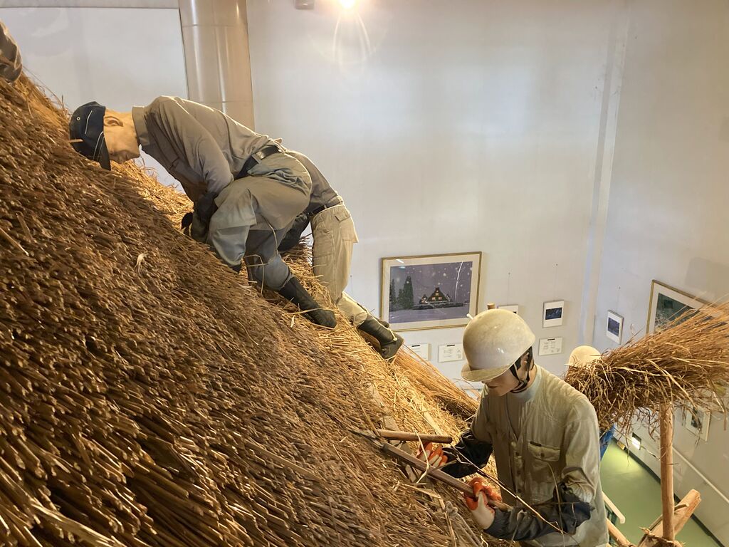 合掌造りの家が移築展示された「合掌ミュージアム」の写真