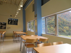 荘川桜記念館2階の写真。休憩所になっています