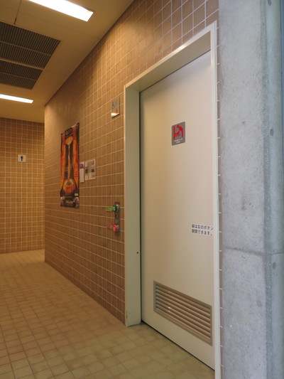 車いすトイレの外観写真