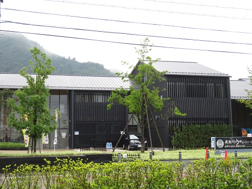 長良川うかいミュージアムの外観写真