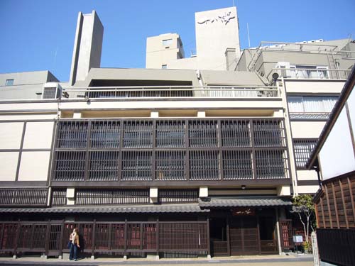 十八楼の外観写真